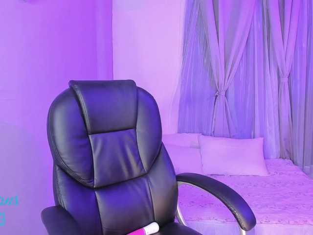 Yayın ekran görüntüleri Emy-stone