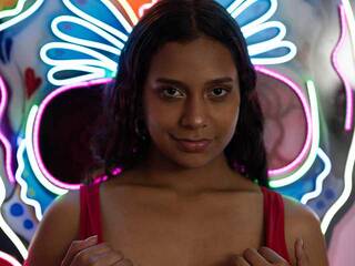 Erotik görüntülü sohbet Evasex