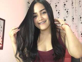 Erotik görüntülü sohbet evelin-reyes