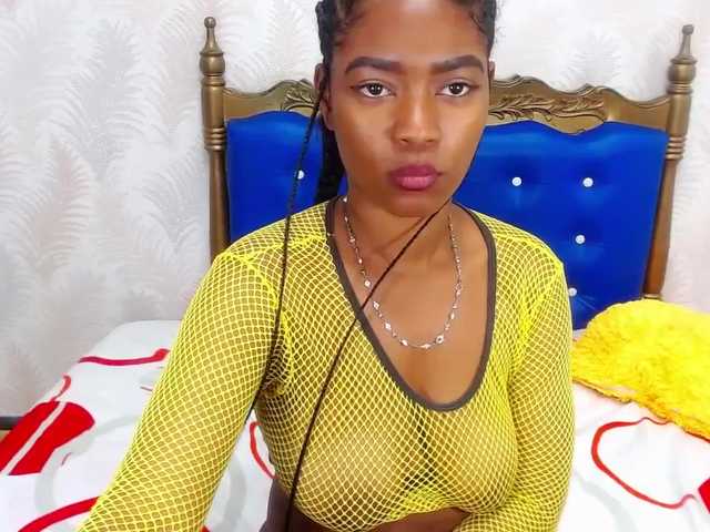 Fotoğraflar evelynheather welcome guys come n see me #naked #wild #naughty im a #ebony #latina #kinky enjoy with me in #pvt or just tip if u like the view #dildo #anal #blowjob #deepthroat #CAM2CAM