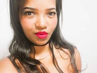 Erotik görüntülü sohbet evelynn-