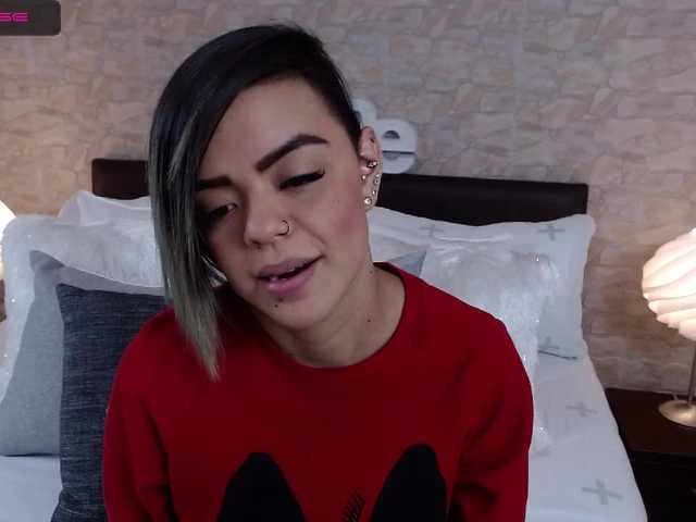 Yayın ekran görüntüleri EvelynOwens