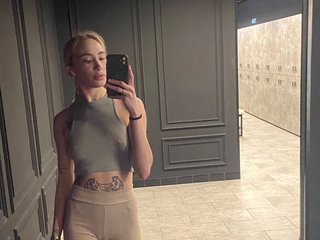 Erotik görüntülü sohbet Eyes0ffMe