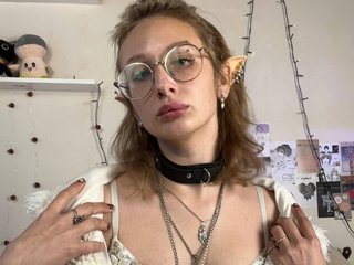 Erotik görüntülü sohbet Fairy-Fennec