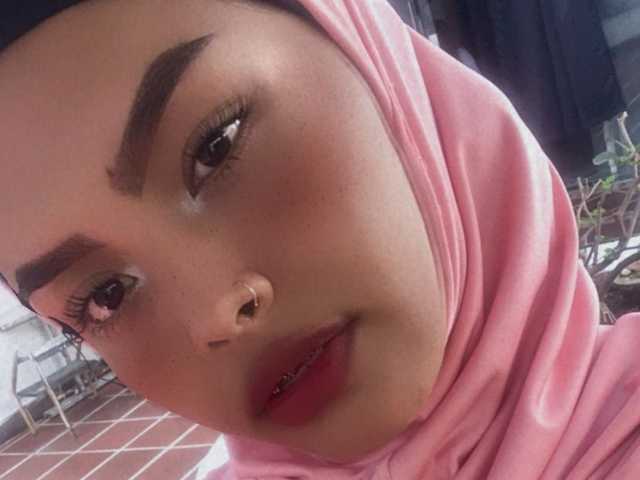Profilin fotoğrafı FarahBhat