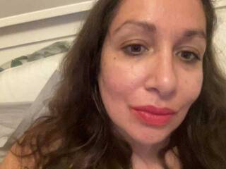 Erotik görüntülü sohbet FarahDay