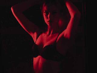 Erotik görüntülü sohbet Feralberry-1