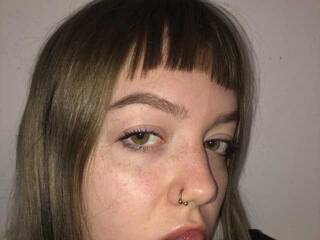 Erotik görüntülü sohbet Fifiruu