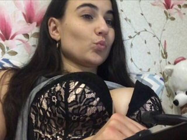 Yayın ekran görüntüleri FloverLov