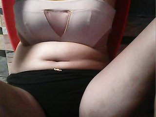 Erotik görüntülü sohbet HornyNica