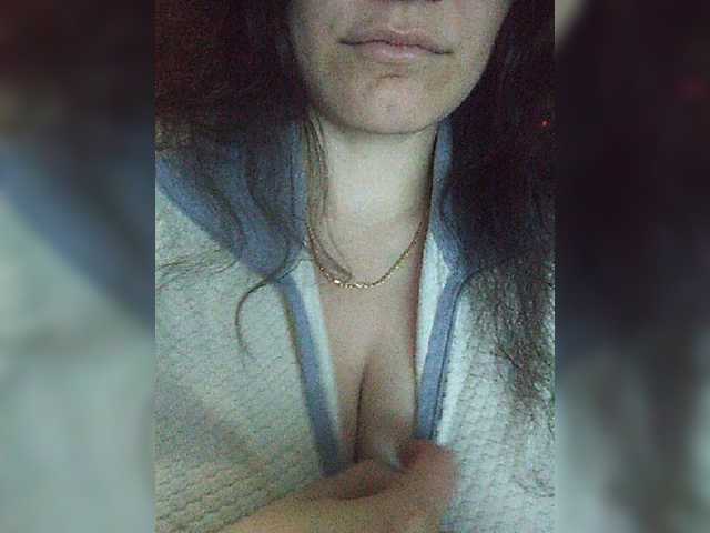 Fotoğraflar Flowerlily I'm undress in the private chat) and all the hottest things are in complete private)