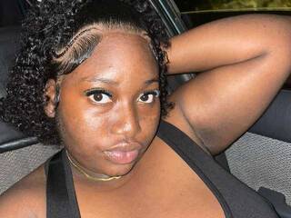 Erotik görüntülü sohbet Fluffydiva