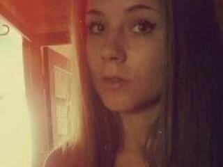 Erotik görüntülü sohbet foxygirl987