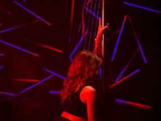 Erotik görüntülü sohbet FrankKira