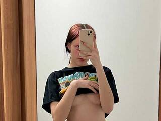 Erotik görüntülü sohbet FreakinBok