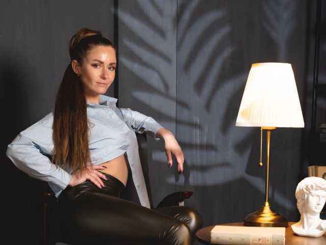 Profilin fotoğrafı FreyaFindomFitGoddess