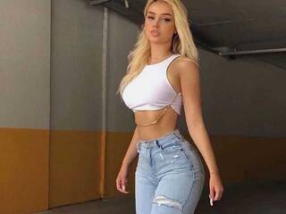 Erotik görüntülü sohbet Fronezart