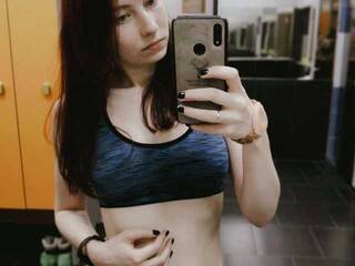 Erotik görüntülü sohbet Frost-fox