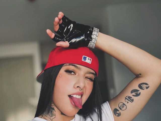 Profilin fotoğrafı Gangster-girl
