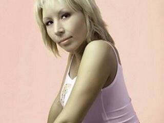 Erotik görüntülü sohbet GerberaBlack