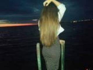 Erotik görüntülü sohbet gessilee