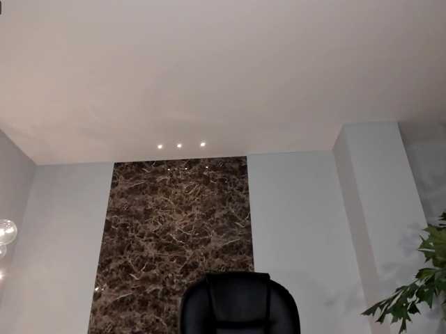 Yayın ekran görüntüleri GianaWatson