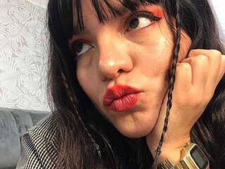 Erotik görüntülü sohbet GiannaVikande