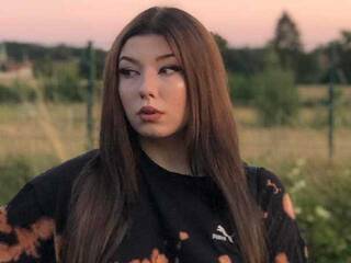 Erotik görüntülü sohbet GinnyHeart