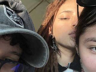 Erotik görüntülü sohbet Girls-addicted-cum