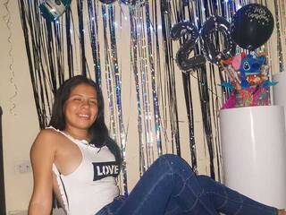 Erotik görüntülü sohbet Giselle5