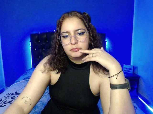 Fotoğraflar goddesstepha1 Hi , enter if u wanna talk! Goal: GOAL: Sexy Dance #teen #lovense #boobs #cute #new -I dont do free shows xoxox