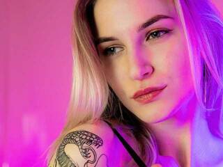 Erotik görüntülü sohbet GraceWiggins