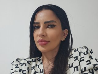 Erotik görüntülü sohbet Gyuliaa