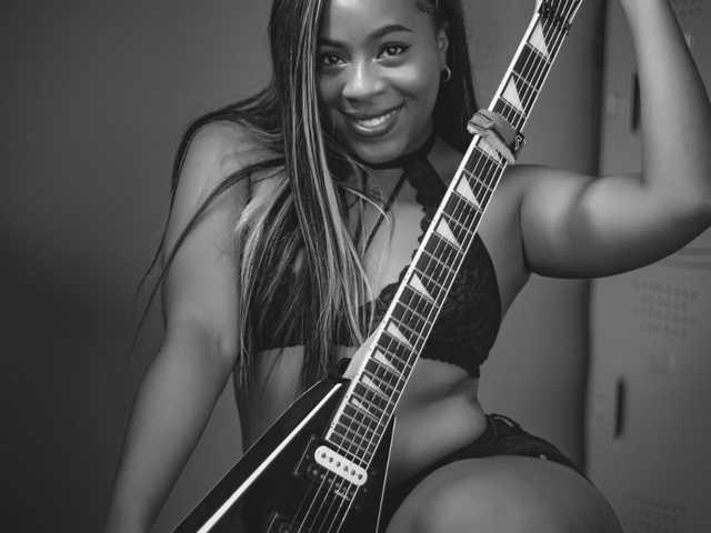 Profilin fotoğrafı Hanna-Thomas