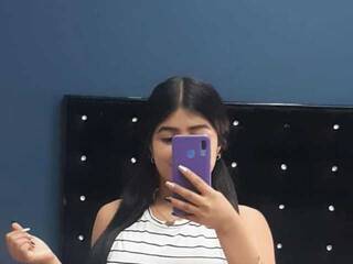 Erotik görüntülü sohbet HannaEvanss