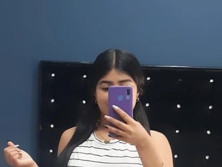 Erotik görüntülü sohbet HannaEvanss