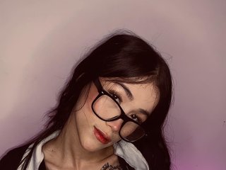 Erotik görüntülü sohbet HannaLee