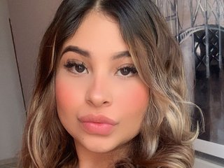 Erotik görüntülü sohbet Hannathompson