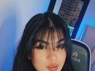 Erotik görüntülü sohbet HelenRoss