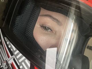 Erotik görüntülü sohbet HelmetGirl