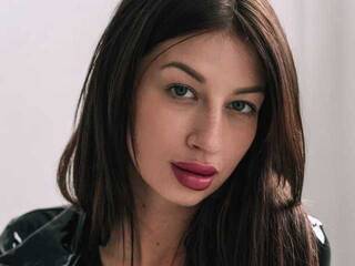 Erotik görüntülü sohbet Here-Is-Lana