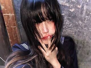 Erotik görüntülü sohbet Hi-Mika