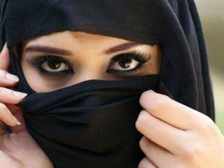 Erotik görüntülü sohbet Hijabi-Girl