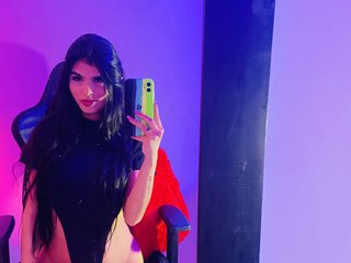 Erotik görüntülü sohbet HilaryRios