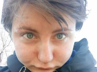 Erotik görüntülü sohbet HLORGEXIDINABIGLUKONAT