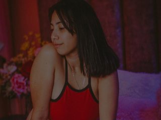 Erotik görüntülü sohbet Hollie-tay