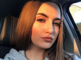 Erotik görüntülü sohbet honeybembi