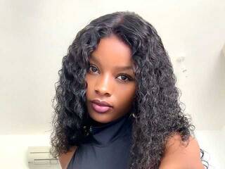 Erotik görüntülü sohbet Hornylilbirdie