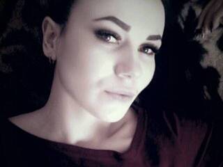 Erotik görüntülü sohbet Hot-Vitalina