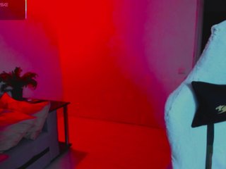 Erotik görüntülü sohbet AnyaTaylorJoy_